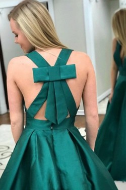 A-Line Long Green V-Neck Prom Dresses Formal Evening Gowns 6011276
