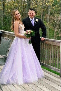 A-Line Lace Tulle V-Neck Long Prom Dresses Formal Evening Gowns 601822