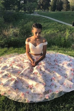 Long Pink Two Pieces Embroidered Prom Dresses Formal Evening Gowns 901051