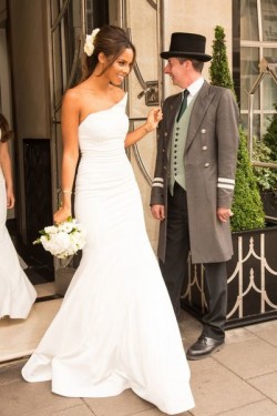 Long White Mermaid One Shoulder Floor Length Bridesmaid Dresses 902069