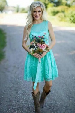 Short Knee Length Lace Bridesmaid Dresses 902189