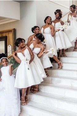 Short White Spaghetti Straps Beaded Bridesmaid Dresses 902345