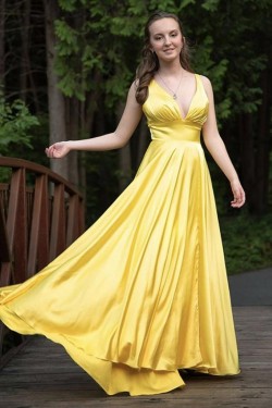 Long Yellow V Neck Bridesmaid Dresses 902477