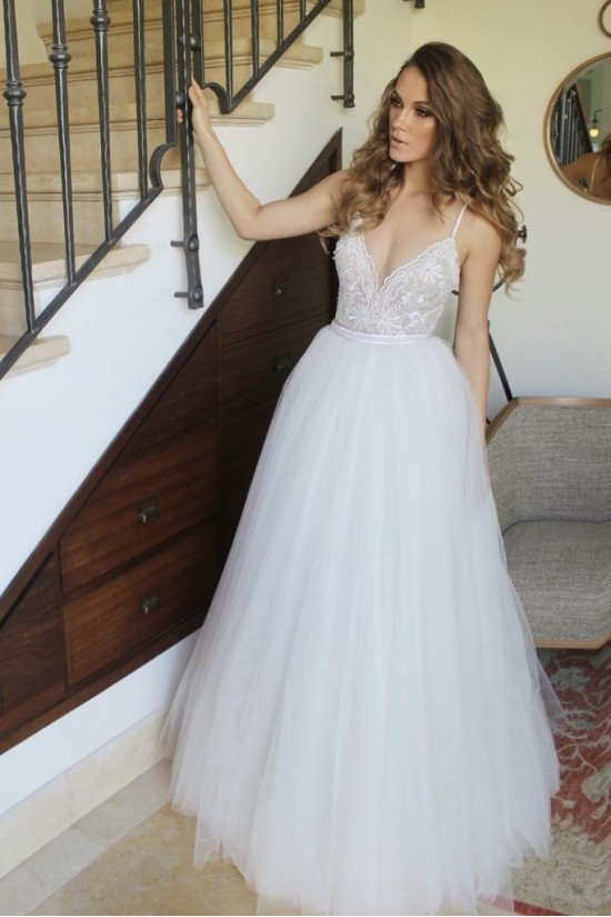 A-Line Lace and Tulle Wedding Dresses Bridal Gowns 903085