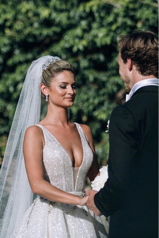 A-Line Sparkle V Neck Long Wedding Dresses Bridal Gowns 903395 A-Line Sparkle V Neck Long Wedding Dresses Bridal Gowns 903395