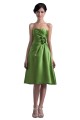 A-Line Short Green Satin Bridesmaid Dresses/Wedding Party Dresses BD010043