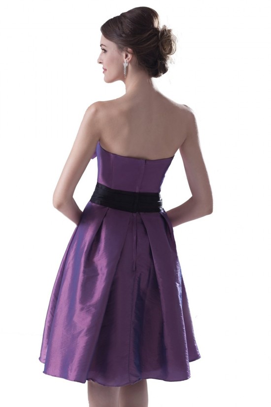 Short/Mini Sweetheart Green Taffeta Bridesmaid Dresses/Wedding Party Dresses BD010044