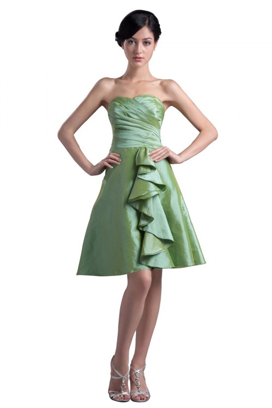 A-Line Strapless Short Taffeta Bridesmaid Dresses/Wedding Party Dresses BD010045