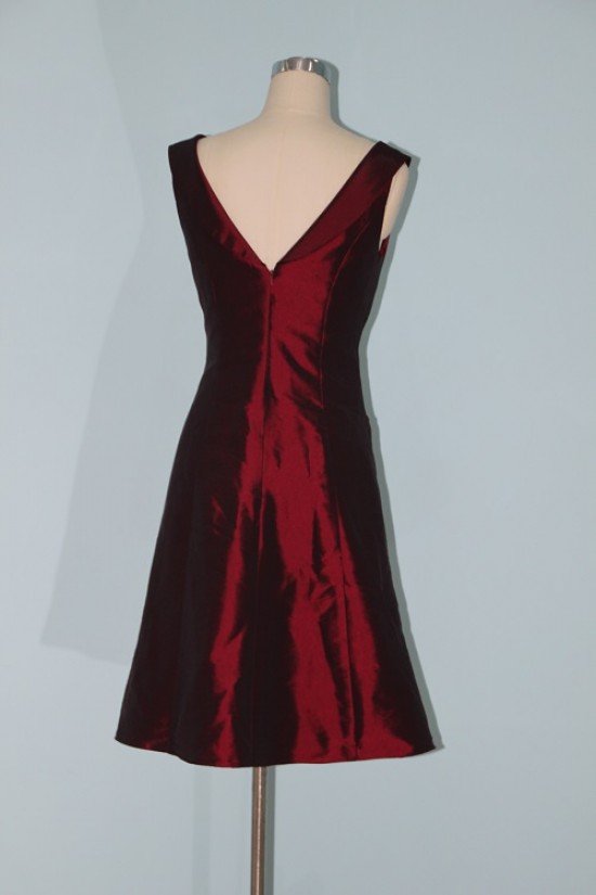 A-Line Short V-Neck Taffeta Bridesmaid Dresses/Wedding Party Dresses BD010334 A-Line Short V-Neck Taffeta Bridesmaid Dresses/Wedding Party Dresses BD010334