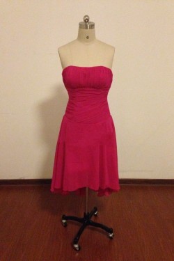 A-Line Strapless Short Chiffon Bridesmaid Dresses/Wedding Party Dresses BD010670