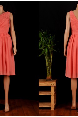 A-Line One-Shoulder Short Chiffon Bridesmaid Dresses/Wedding Party Dresses BD010685