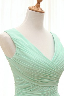 A-Line V-Neck Long Green Chiffon Bridesmaid Dresses/Wedding Party Dresses BD010707