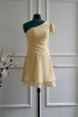 A-Line Short One-Shoulder Yellow Chiffon Bridesmaid Dresses/Wedding Party Dresses BD010773