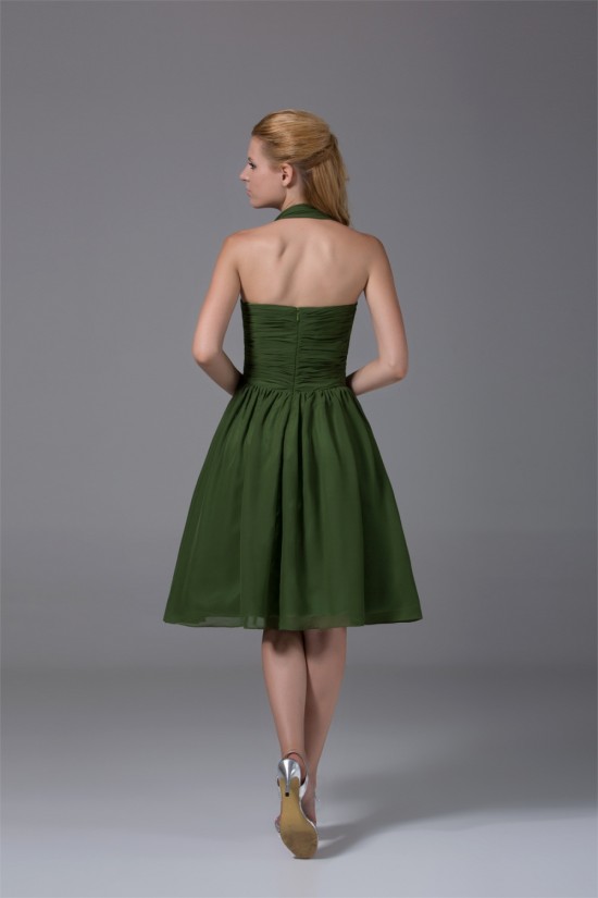 A-Line Halter Knee-Length Criss Cross Sleeveless Short Green Bridesmaid Dresses 02010282