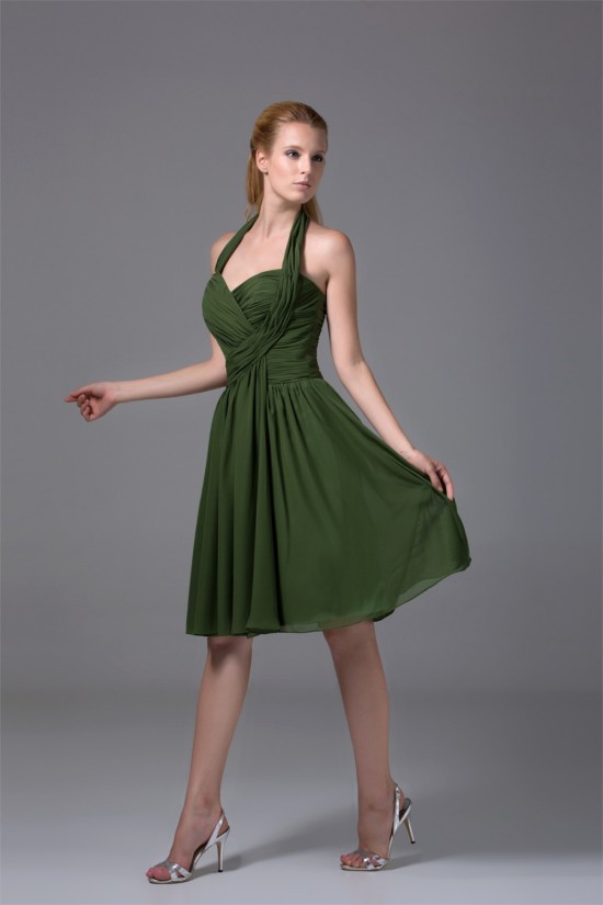 A-Line Halter Knee-Length Criss Cross Sleeveless Short Green Bridesmaid Dresses 02010282