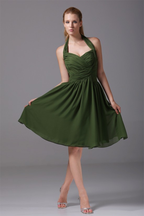 A-Line Halter Knee-Length Criss Cross Sleeveless Short Green Bridesmaid Dresses 02010282