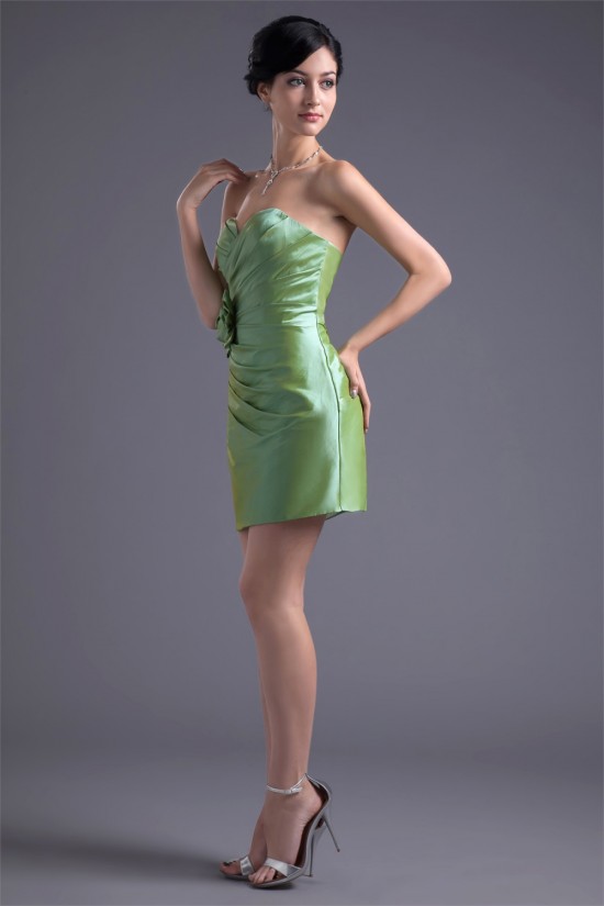 Handmade Flowers Short/Mini Taffeta Sheath/Column Short Bridesmaid Dresses 02010485