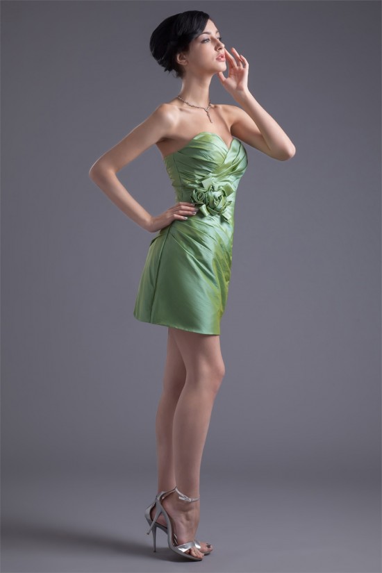 Handmade Flowers Short/Mini Taffeta Sheath/Column Short Bridesmaid Dresses 02010485