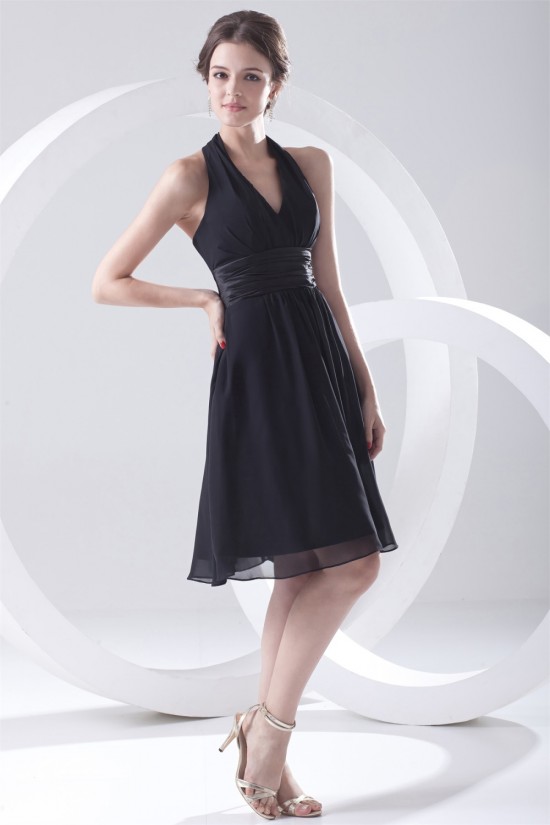 A-Line Knee-Length Halter Chiffon Short Black Bridesmaid Dresses 02010530