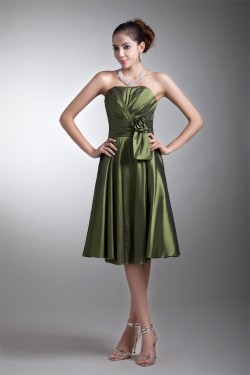 Handmade Flowers Taffeta Sleeveless Short Bridesmaid Dresses 02010544