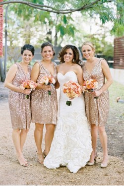 Short V-Neck Sequins Straps Sleeveless Wedding Party Dresses Bridesmaid Dresses 3010068