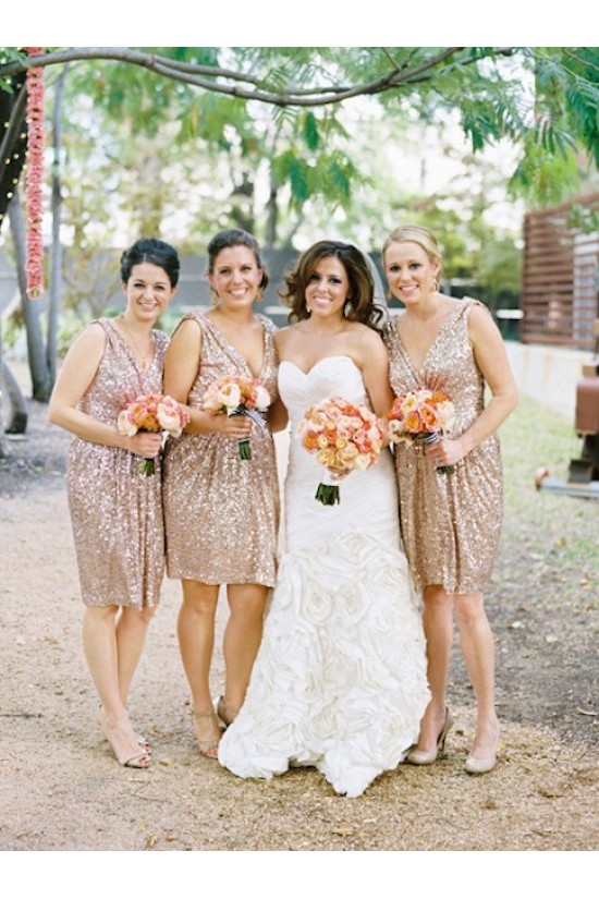 Short V-Neck Sequins Straps Sleeveless Wedding Party Dresses Bridesmaid Dresses 3010068 Short V-Neck Sequins Straps Sleeveless Wedding Party Dresses Bridesmaid Dresses 3010068