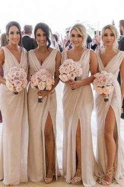 Simple Sheath/Column V-Neck Floor-Length Bridesmaid Dresses 3010274