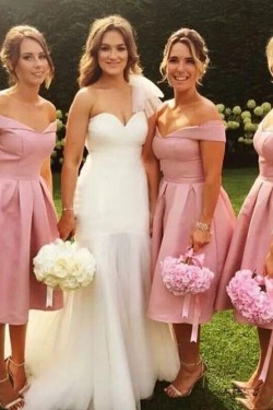 A-Line Short Off-the-Shoulder Bridesmaid Dresses 3010314
