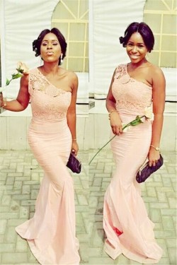 Mermaid One-Shoulder Lace Long Bridesmaid Dresses 3010324