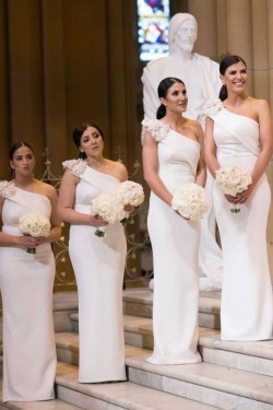 Sheath One-Shoulder Long Bridesmaid Dresses 3010381