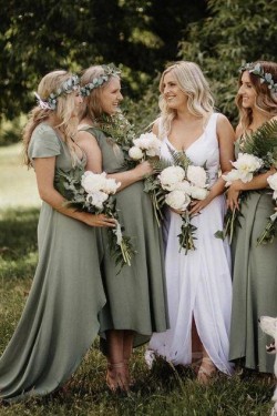 Simple V-Neck Bridesmaid Dresses 3010491