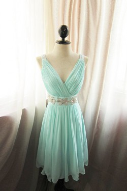 A-Line V-Neck Beaded Short Chiffon Prom Evening Formal Dresses ED011080