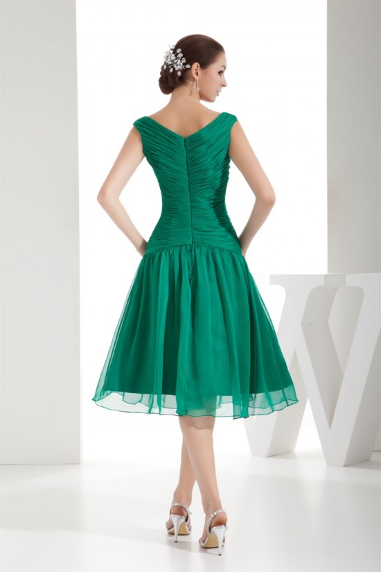 A-Line Beaded Short Green Evening Party Mother of the Bride Dresses 02021023 A-Line Beaded Short Green Evening Party Mother of the Bride Dresses 02021023