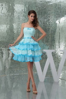 A-Line Lace Knee-Length Strapless Homecoming Cocktail Party Dresses 02021091