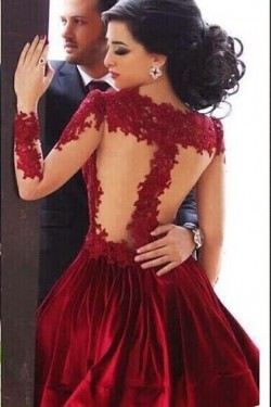 Short Red Homecoming Dresses High Neck Long Sleeves Sheer Lace Appliques Satin Knee Length Party Evening Gowns 3020234
