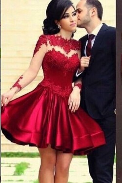 Short Red Homecoming Dresses High Neck Long Sleeves Sheer Lace Appliques Satin Knee Length Party Evening Gowns 3020234