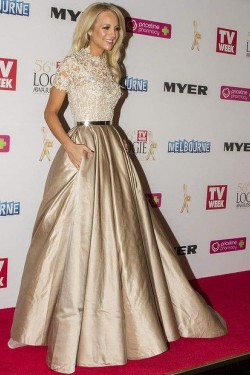 Elegant Short Sleeves Lace Ball Gown Long Prom Evening Party Dresses 3020705