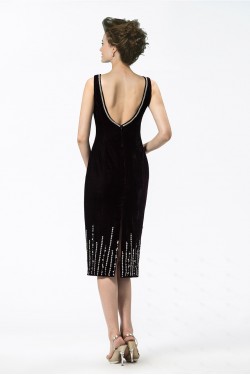 Sheath Knee-Length Beaded Mother of the Bride Dresses M010031