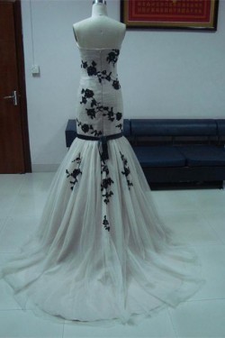 Trumpet/Mermaid Sweetheart Court Train Bridal Wedding Dresses WD010053