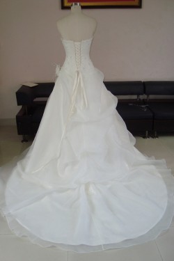 A-line Strapless Chapel Train Beaded Bridal Wedding Dresses WD010058