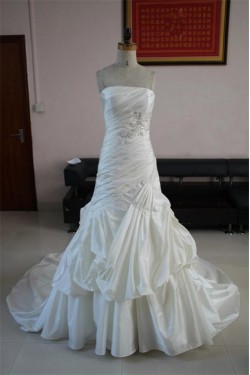 A-line Strapless Chapel Train Bridal Wedding Dresses WD010079