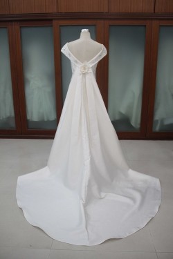 Sheath/Column Off the Shoulder Beaded Bridal Wedding Dresses WD010117