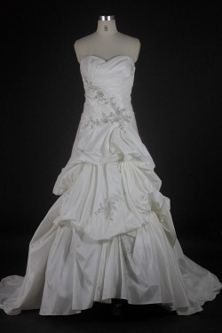 A-line Sweetheart Chapel Train Bridal Wedding Dresses WD010127