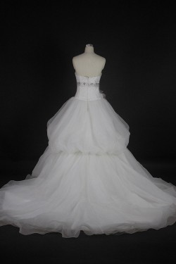 Ball Gown Sweetheart Chapel Train Beaded Bridal Wedding Dresses WD010133