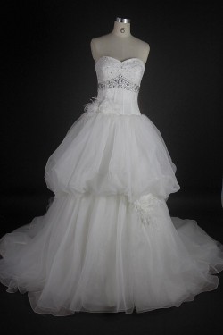 Ball Gown Sweetheart Chapel Train Beaded Bridal Wedding Dresses WD010133