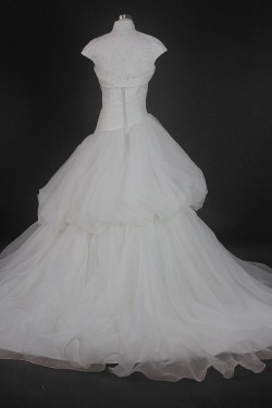 Ball Gown Strapless Chapel Train Bridal Wedding Dresses with A Lace Jacket WD010137