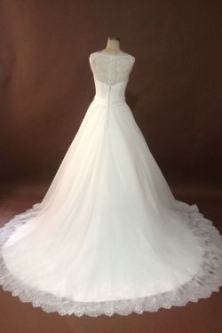 Elegant A-line Chapel Train Lace Bridal Wedding Dresses WD010154