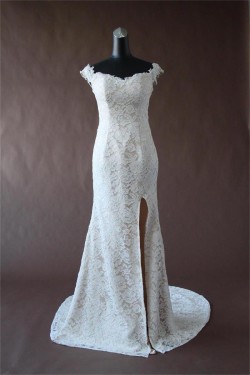 Trumpet/Mermaid Off the Shoulder Lace Bridal Wedding Dresses WD010198