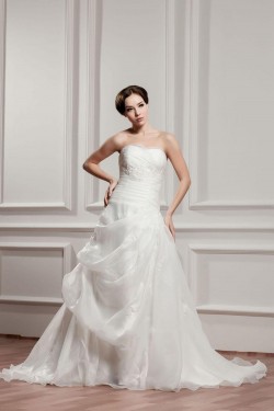A-line Strapless Court Train Bridal Wedding Dress WD010230