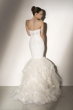 Trumpet/Mermaid Halter Court Train Lace Bridal Wedding Dress WD010234